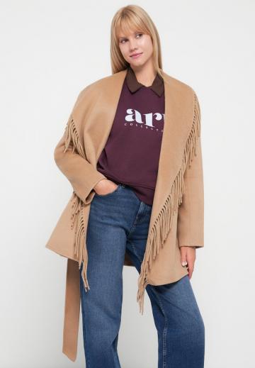 Короткое пальто