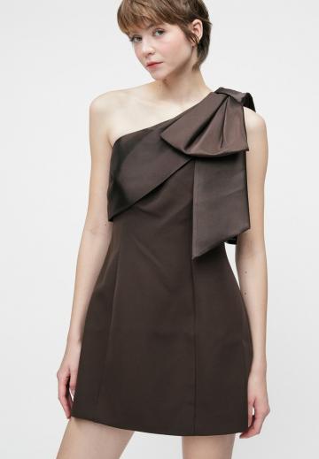 Короткое платье