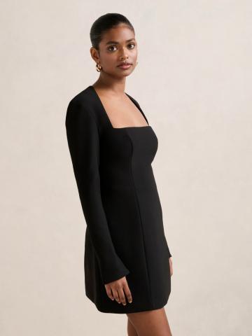 Короткое платье