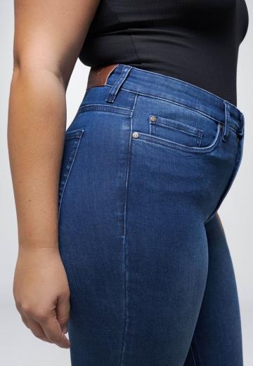 Клешеные брюки