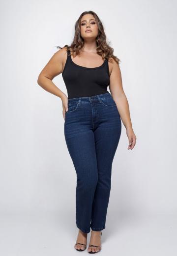 Прямые джинсы
