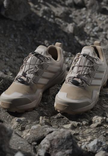 Походная обувь