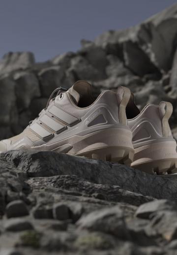 Походная обувь