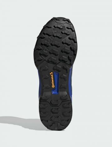 Походные ботинки