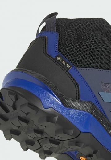 Походные ботинки