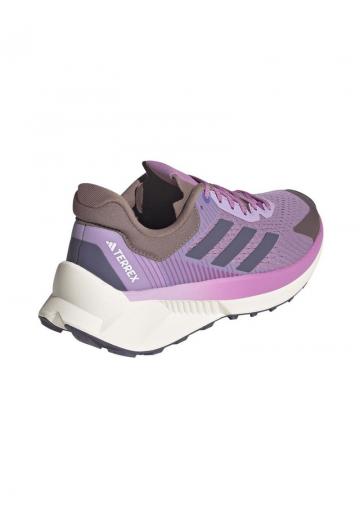 Беговые кроссовки