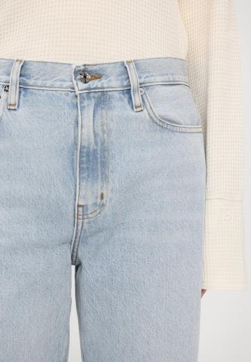 Джинсы бойфренда