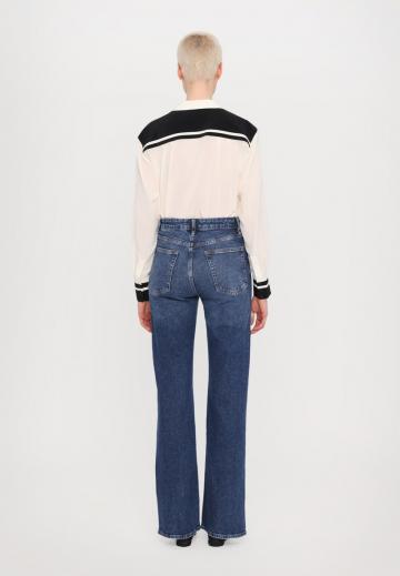 Клешеные джинсы