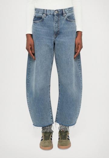 Джинсы бойфренда