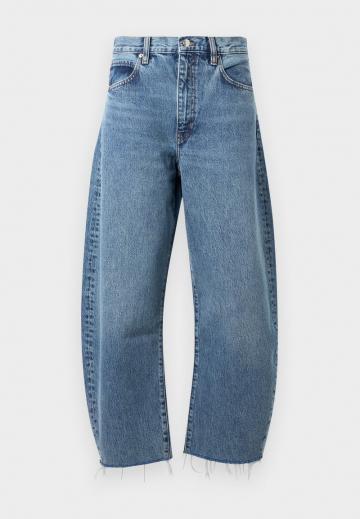 Джинсы бойфренда