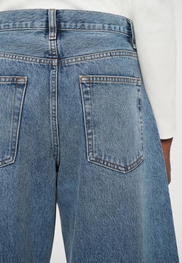 Джинсы бойфренда