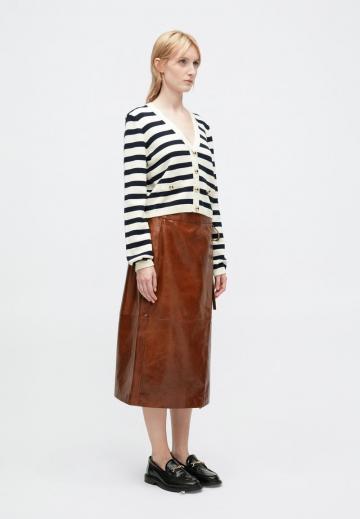 Вязаная кофта