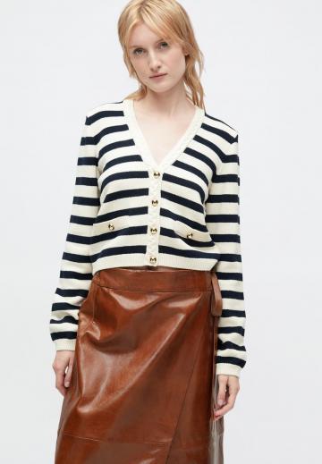 Вязаная кофта