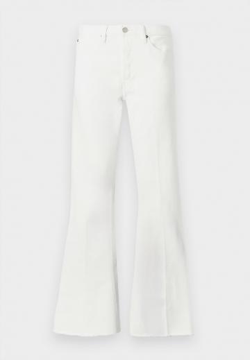 Клешеные джинсы