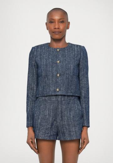 Короткая куртка