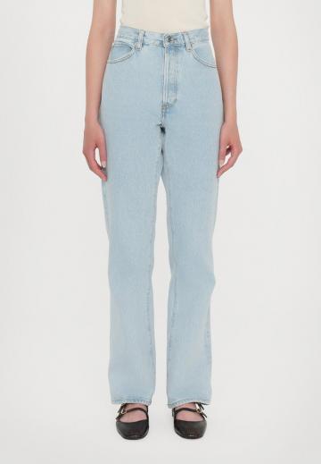 Джинсы бойфренда