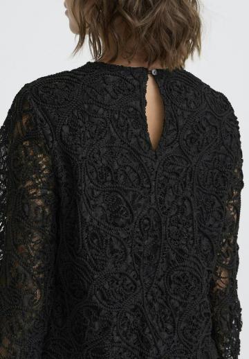 Кружевная блузка