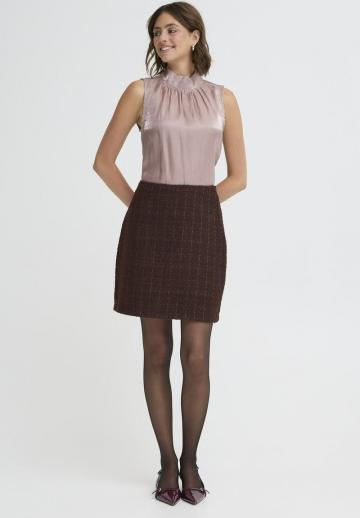 Блузка без рукавов