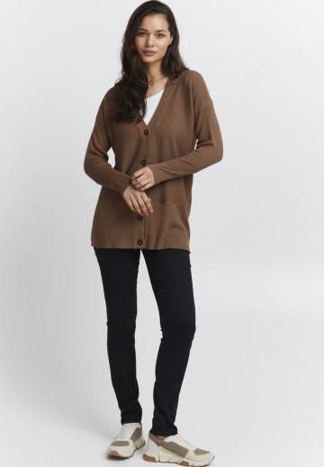 Длинный жилет