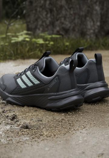 Беговые кроссовки