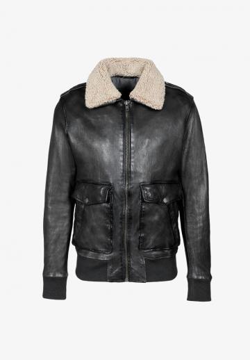 Кожаная куртка