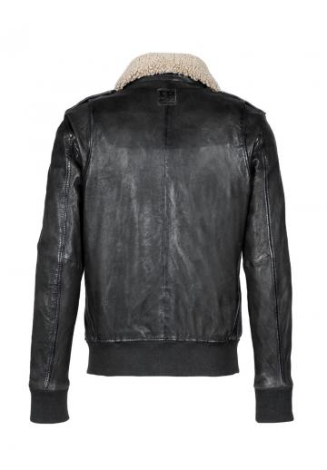 Кожаная куртка