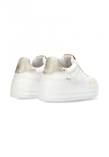 Гандбольные кроссовки