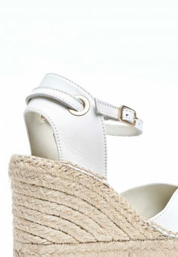 Гандбольные кроссовки