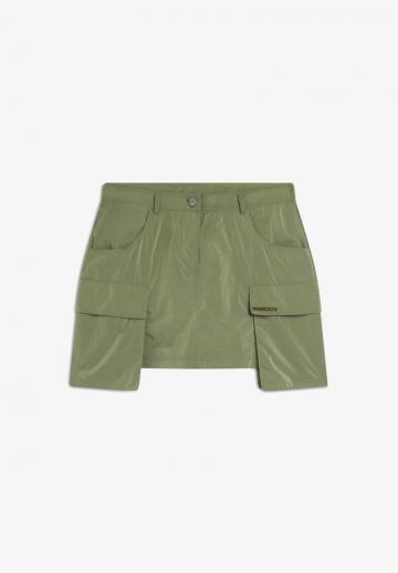 Юбка с накладными карманами