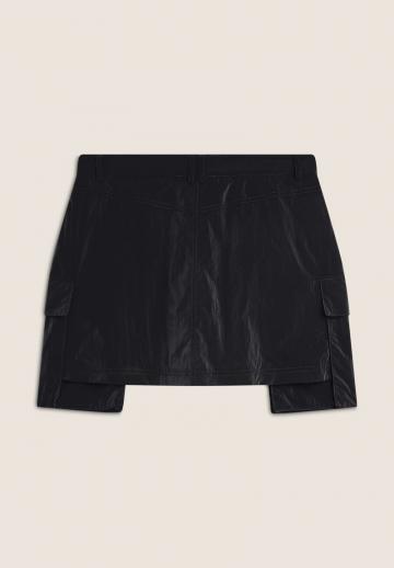 Юбка с накладными карманами