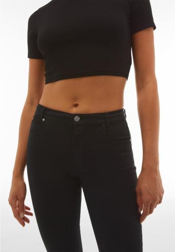 Короткие джинсы