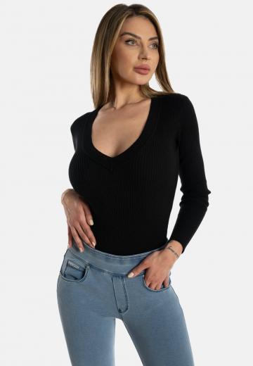 Узкие джинсы