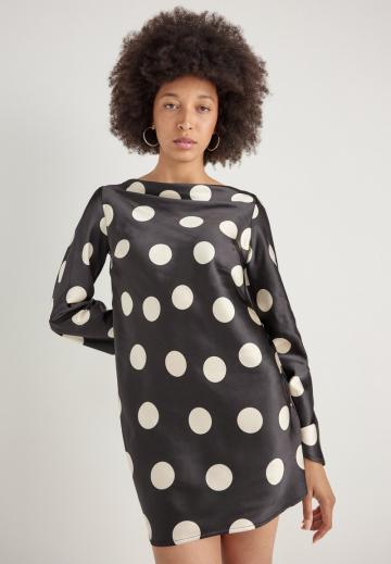 Короткое платье