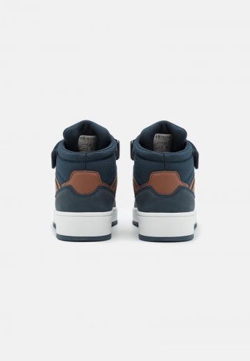 Высокие кеды