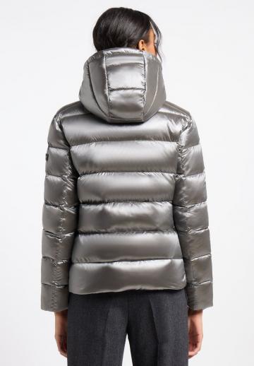 Зимняя куртка