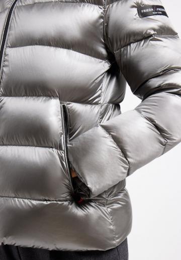 Зимняя куртка