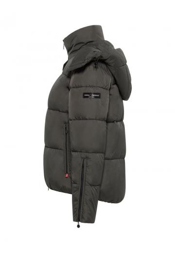 Зимняя куртка