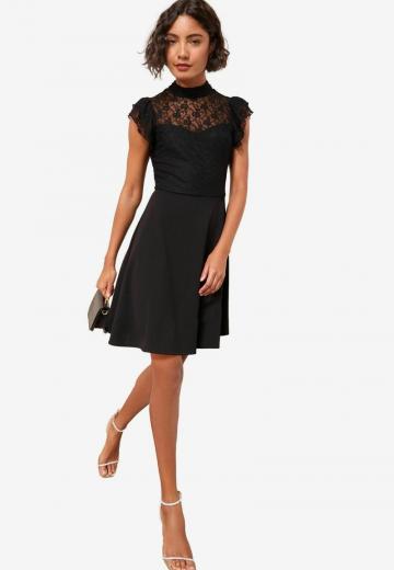 Короткое платье