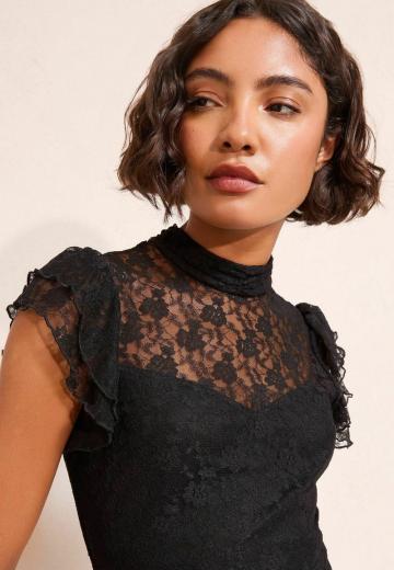 Короткое платье