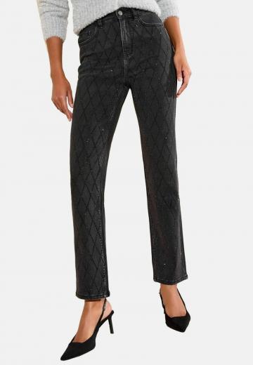 Прямые джинсы