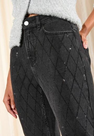 Прямые джинсы