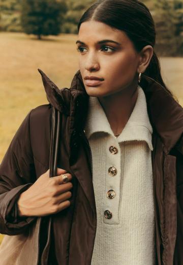 Пуловер с воротником поло