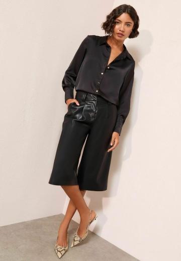 Атласная блузка