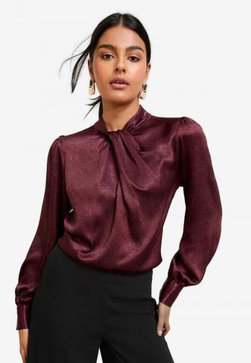 Атласная блузка