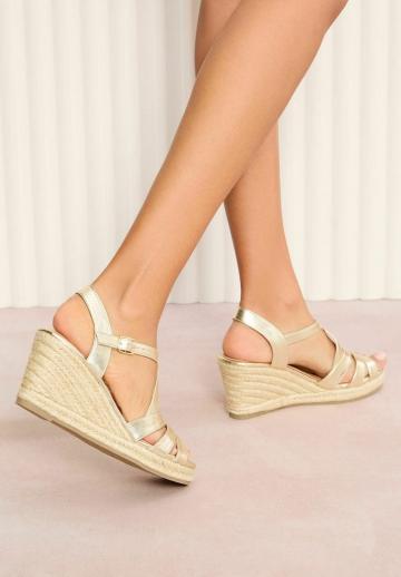 Гандбольные кроссовки