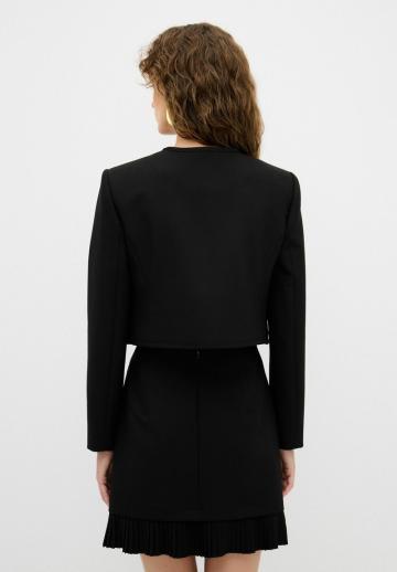 Блейзер с накладными карманами