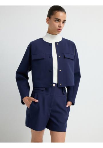 Короткий блейзер