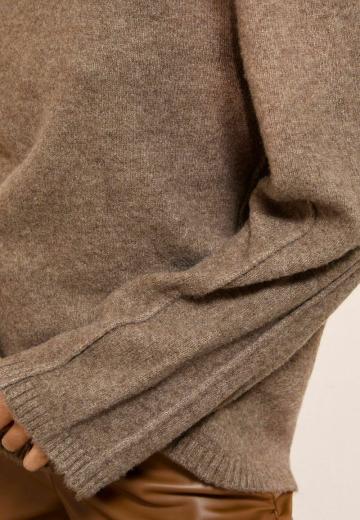 Длинный пуловер