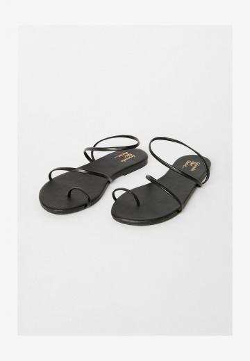 Гандбольные кроссовки