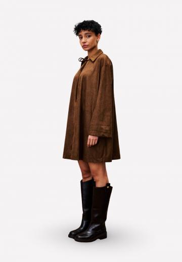 Короткое платье